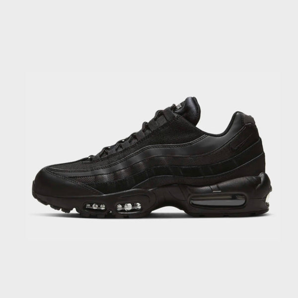Nike Max 95  Essential “ Triple Black “
