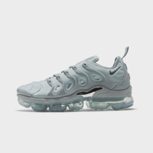 Nike Air Vapor Max Plus “Triple Grey”